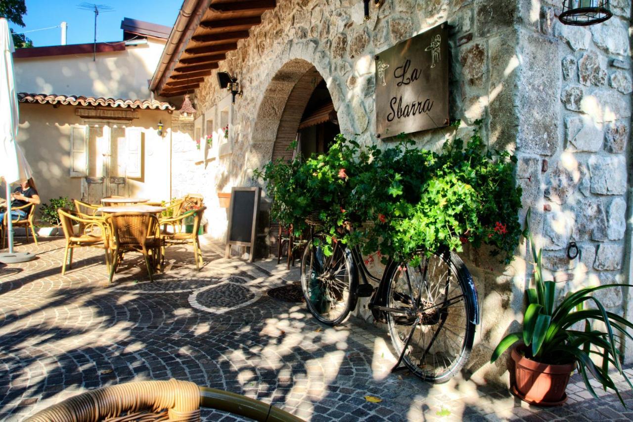 Bed and Breakfast Aria Di Bosco à LʼAquila Extérieur photo